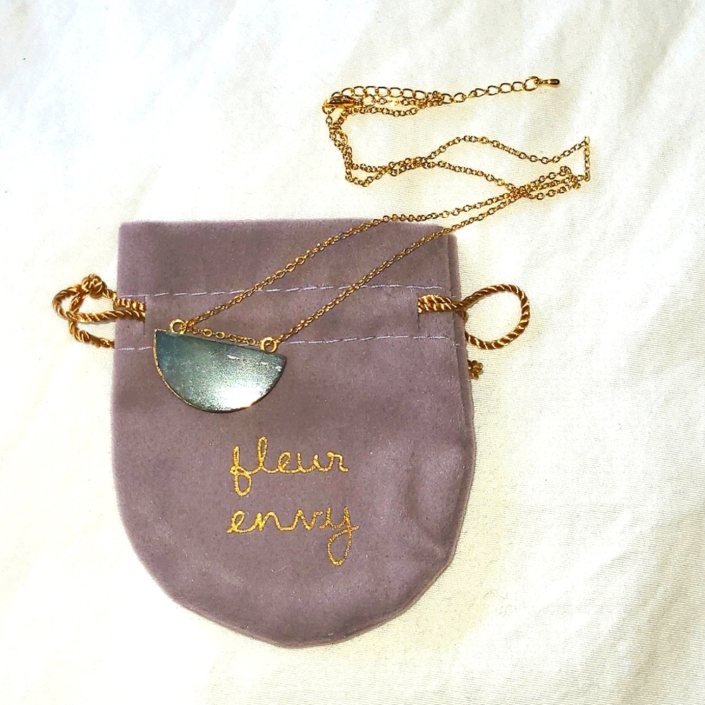 Labradorite/gold necklace